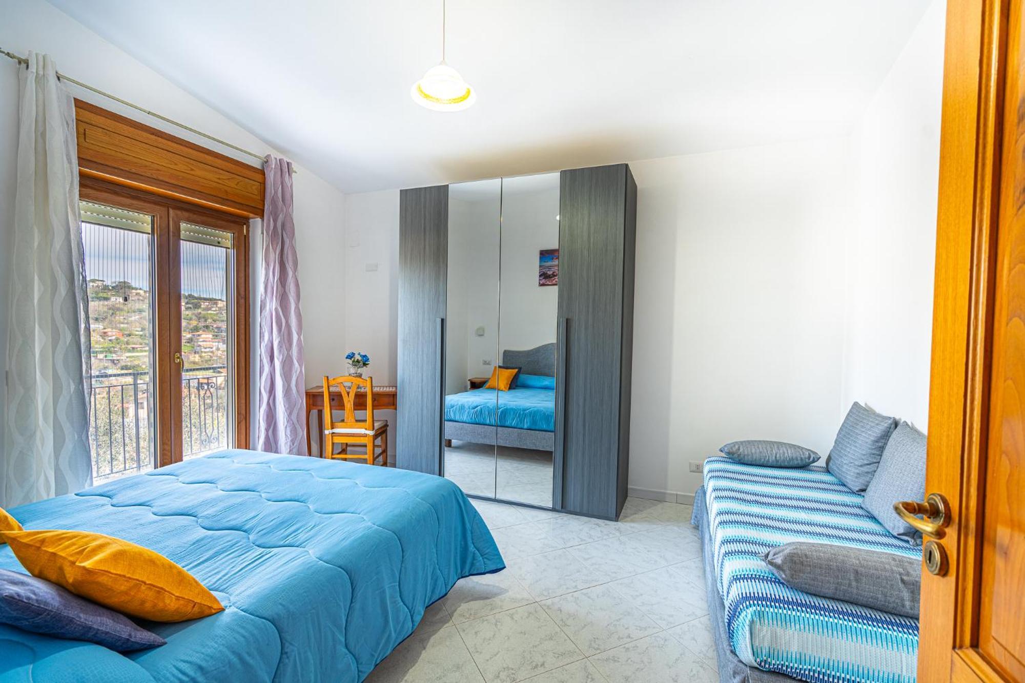 Il Tiglio Holiday Home - De Vivo Realty マッサ・ルブレンセ エクステリア 写真