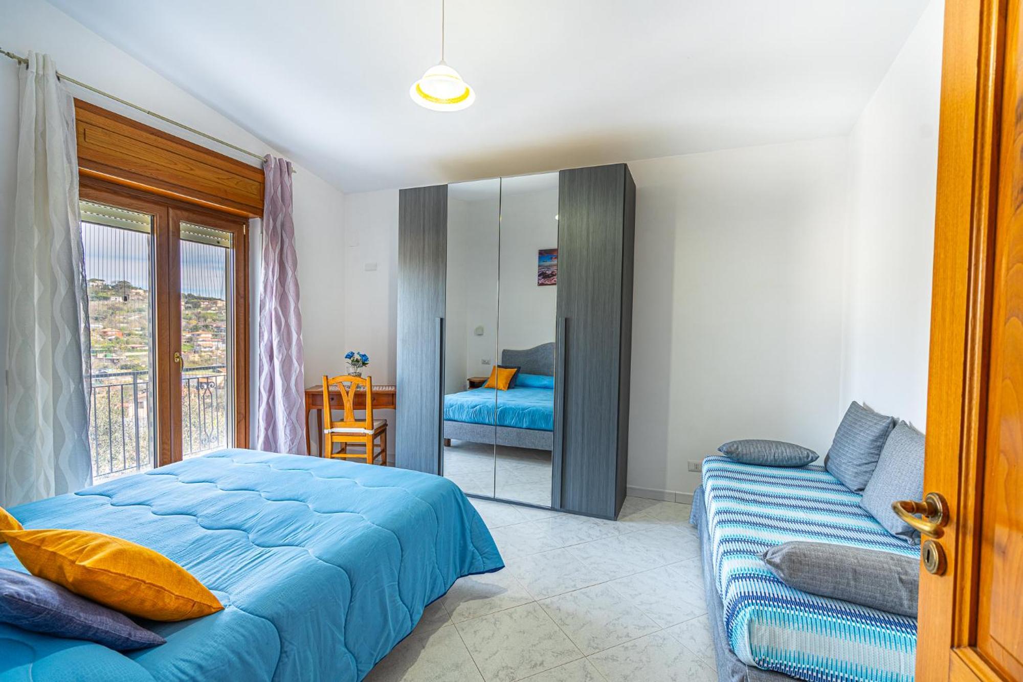 Il Tiglio Holiday Home - De Vivo Realty マッサ・ルブレンセ エクステリア 写真